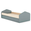 Cama nido juvenil ESFANIA en blanco con detalles de madera natural y cajón inferior con ruedas para almacenaje o segunda cama.