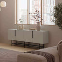 Aparador buffet Eldia Perla 4 puertas color perla con patas metálicas