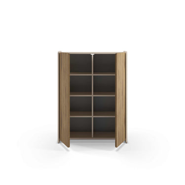 Aparador salón BOUCLEON roble con estructura crema y puertas de madera