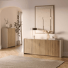 Aparador salón bajo BOUCLEON roble con cuatro puertas y estructura crema
