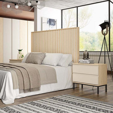 Dormitorio matrimonio LUCCA con cabecero y mesitas modernas en tonos perla y acabados madera