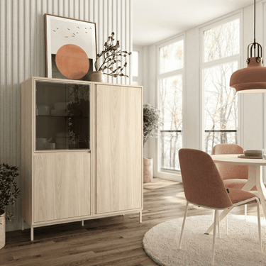 Vitrina baja con cristal Parsol 120cm modelo TIVOLI de diseño minimalista y estructura personalizable.