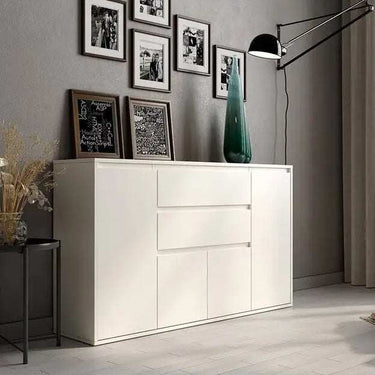 Aparador Lecce 150 cm con cuatro puertas y dos cajones de diseño contemporáneo y gran almacenaje