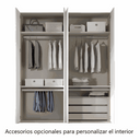 Armario 4 puertas de tono gris claro, con cuatro puertas batientes abiertas, barras, estantes y cajones interiores.