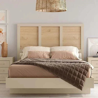 Cabecero de matrimonio L'AQUILA mod. 2 con diseño nórdico y 3 plafones enmarcados personalizables en 13 combinaciones de color, fabricado en melamina en España.