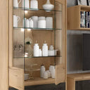 Conjunto salón LECCE ambiente con mueble TV, vitrina y estante en tonos amaderados cálidos