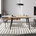 Mesa comedor extensible SERENA con esquinas redondeadas, patas metálicas y sistema semi-automático de apertura.