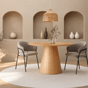 Mesa de comedor redonda BIMAN de madera natural con pata central amplia, diseño minimalista y diámetro de 120 cm.