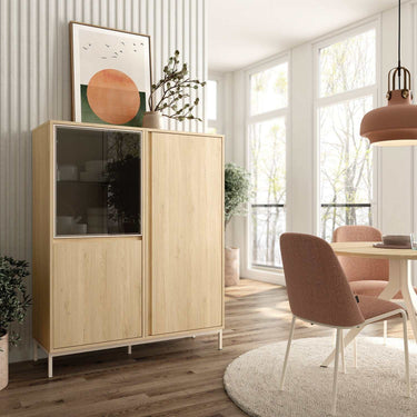 Vitrina baja de cristal Parsol TIVOLI 120 cm con diseño minimalista y patas estilizadas