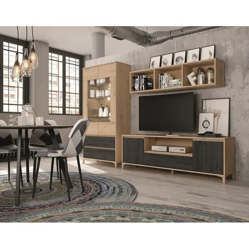 Decorar con muebles de color oscuro