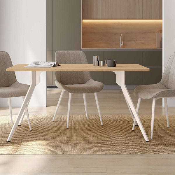 Mesa comedor fija BETTINA con patas metálicas inclinadas y sobre biselado de MDF en diseño madera