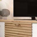 Aparador salón Bolonia con cuatro puertas y cajón moldurado