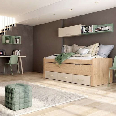Cama compacta de madera clara y melamina beige, con cajones inferiores y cama desplazable; junto a un Armario corredero.