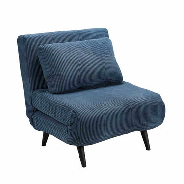 Butaca cama azul de tela acanalada, con cojín rectangular a juego y patas metálicas negras.