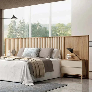 Cabecero de cama matrimonio LUCCA mod. 14 elegante y sobrio con palillería y acabado liso y listonado.