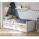 Cama nido compacta Aklav con cajón inferior y diseño en madera de chopo