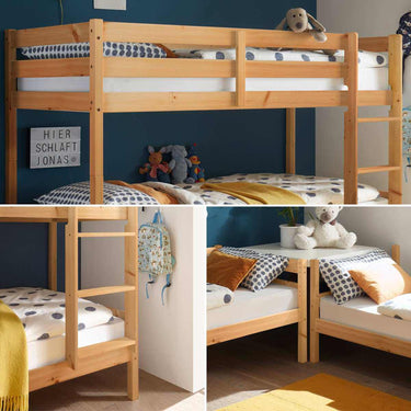 Litera infantil convertible de madera maciza de pino en acabado natural, con dos camas y escalera lateral.