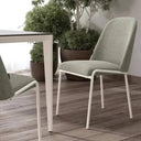Pack de 4 sillas de comedor CALGARI tapizadas con patas negras y chasis de hierro pintado en varios colores