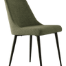 Silla de comedor verde oliva, tapizada en tela con asiento y respaldo curvos y patas metálicas negras delgadas.