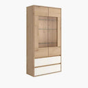 Vitrina dos puertas Lecce 135 cm con cristalera y cajones